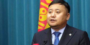 О.Алтангэрэл: Хүүхдийн тэтгэмжээ төлдөггүй эцэг эхчүүдэд төрийн авдаг бусад үйлчилгээг нь хязгаарлах ёстой