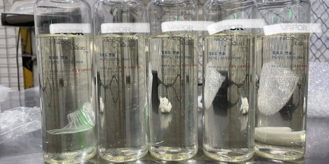 Шингэн төлөвт оруулсан их хэмжээний мансууруулах бодис хилээр нэвтрүүлэхийг завджээ