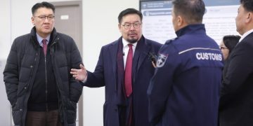 Г.Занданшатар: Танилын бараа, онцгой шугам гэх арын хаалганы үйлдлээ зогсоо