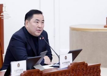 Б.Пүрэвдорж: Нүүрсний үнэ өвөл өсдөг байтал уначихлаа. Аюулын дохио. Гэтэл хэрхэн амрах тухай ярьцгаах юм