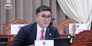 Ч.Лодойсамбуу: Хэсгийн ахлагчид хорооныхоо айлуудыг МАН, АН-аар ялгах л ажил хийдэг. Улаан намынхандаа шагнал, халамж тараадаг