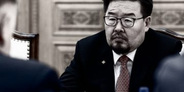 Засгийн газар огцрох уу…