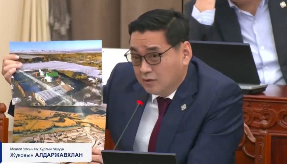 Ж.Алдаржавхлан: Туулын эрэг дээр хайрга олборлоод, хаяад явсан дайны дараах мэт дүр зурагтай байна