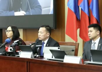 Дэд сайдын асуудлаа буцаахгүй бол Засгийн газрыг огцруулах бичгийг УИХ-д өргөн барина