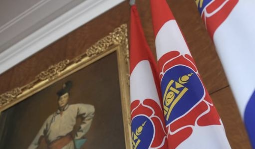 Оюутолгой тогтоолын төслийг Монголын эрх ашигт чамбайруулах чиглэл өгөв