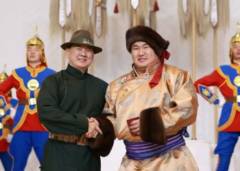 Хошорюү С.Бямбасүрэн Гавьяат тамирчин цол хүртлээ