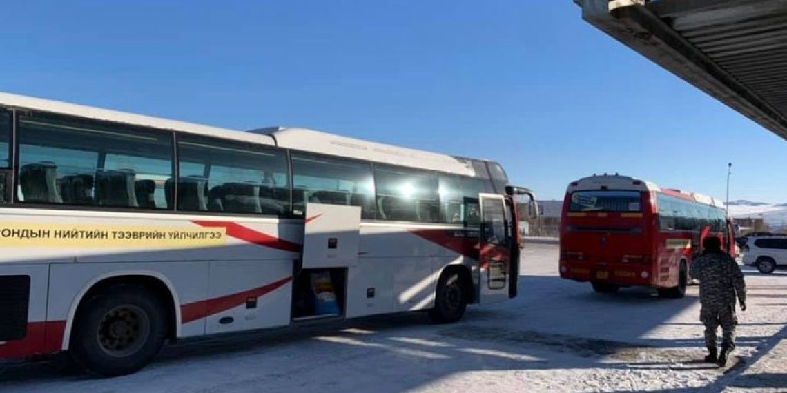 Хот хоорондын автобусанд амаржиж, 3.2 кг охинтой болжээ