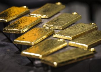 Монголбанкны үнэт металлын худалдан авалт 6 дахь жилдээ буурав