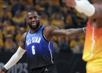 Энэ жилийн бүх оддын тоглолт дээр Леброныг “харахгүй”