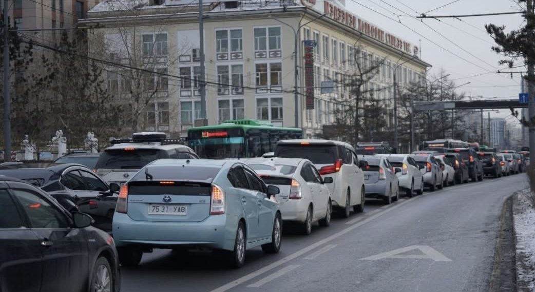 Өнөөдрөөс дүрэм зөрчсөн жолооч нарыг AI-аар илрүүлж хариуцлага тооцно