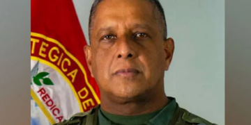 Мадурог хамгаалж чадаагүй харуулын албаны даргыг албан тушаалаас нь огцруулжээ