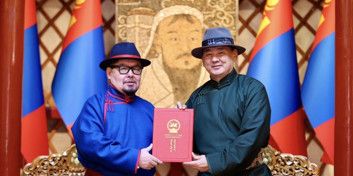 Ерөнхийлөгч У.Хүрэлсүх уламжлалт анагаах ухааныг хөгжүүлэх тухай зарлиг гаргалаа