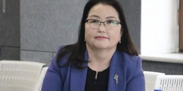 М.Энхцэцэг: Авто замд их наядаар нь тавьдаг хэрнээ эрчим хүчинд 300 тэрбум төгрөг төсөвлөсний гор гарлаа