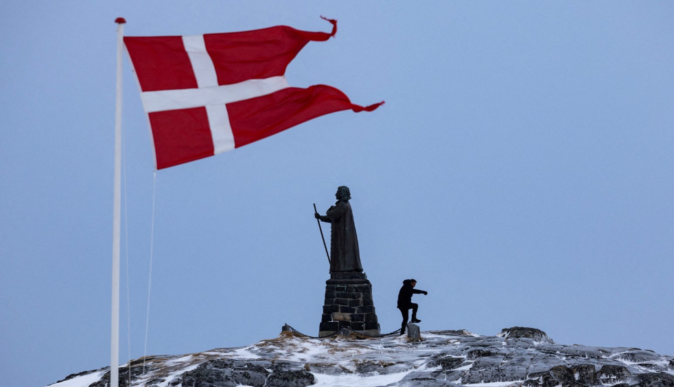 Мадурог баривчилсны дараа Трампын холбоотнууд Гринланд арлыг хүчээр эзлэх санаа цухалзуулж эхлэв