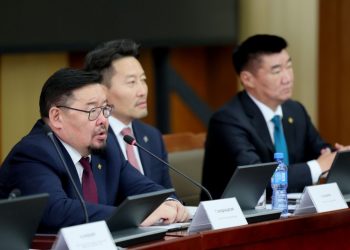 Г.Занданшатар: Төсвийн хөрөнгөөр хайгуул хийж, нөөц, илэрцийг нь тогтоосон ордуудын өгөөжийг ард түмэнд хүртээх нь зөв