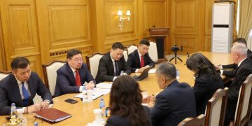 Монгол Улсад ногдох Оюутолгой төслийн өгөөжийг нэмэгдүүлэхээр санал нэгдэв