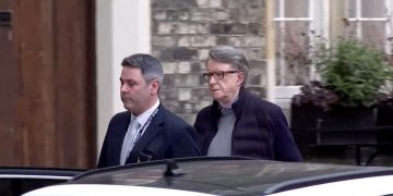 Эпштейнтэй нэр холбогдсон АНУ-д суугаа Их Британийн элчин сайд асныг баривчилжээ