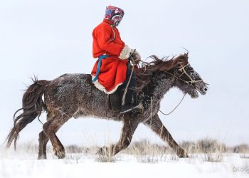 Урд шөнө Увсын Зүүнговьд -42 градус хүйтэн хоножээ