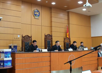 “Хөгжлийн банкны” гэх хэргийн шүүх хурлыг хойшлуулж, гуравдугаар сарын 2-ны 09:00 цагт товлов