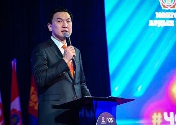 Авлигачдыг МАН-аас хөөх нь 3,4-н хүнд халтай ч 3.5 сая Монголчуудын эрх ашигт нийцнэ