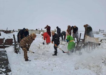 “Талын чоно”-ынхон Халхгол суманд 450 км зам гаргаж, 86 өрхөд туслажээ