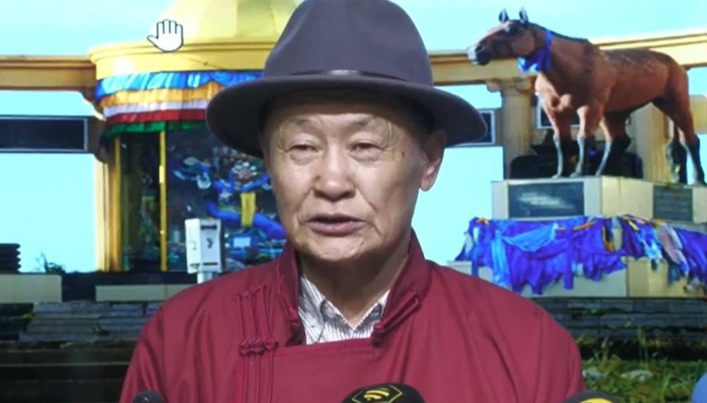 Ю.Үнэнбүрэн: Бид өв, соёлоороо л хоолоо олж иднэ, хүүхдээр морь унуулахгүй гэсэн шийдвэрээ эргэж хараасай