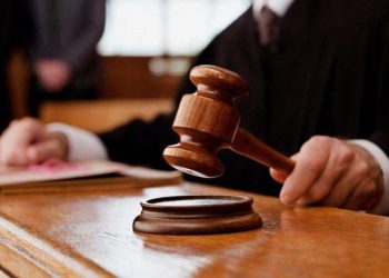 Эмч, өвчтөн, хэрэглэгч нар нийлж мансууруулах үйлчилгээтэй тариаг худалдан борлуулжээ