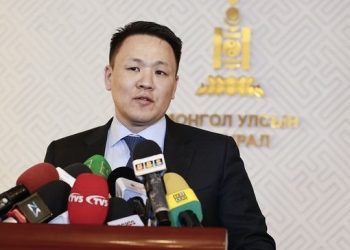 Н.Номтойбаяр: Засгийн Газар нэр нь л Г.Занданшатар дээр болохоос бүх томилгоог Ерөнхийлөгч л хийж байгаа…