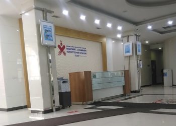 Ажлын өрөөндөө архидан согтуурсан ХХҮЕГ-ын албан хаагчдыг ажлаас нь чөлөөлжээ