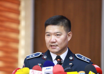 Хувийн эмзэг мэдээллийг нь олон нийтийн сүлжээгээр түгээнэ хэмээн сүрдүүлсэн учир иргэн Д нь 50 сая төгрөгийг нэгүүн.мн сайтын сэтгүүлчид өгсөн нь тогтоогдсон