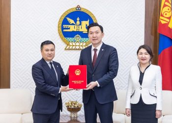 И-спортын тамирчинд гадаадын аж ахуйн нэгж, иргэнээс өгсөн бүх төрлийн шагнал, урамшууллыг татвараас чөлөөлөх хуулийн төслийг өргөн барьжээ