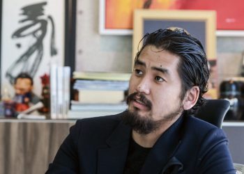 А.Амундра: Би зугтаагүй, ярих боломжоо ашиглах гэж л хүлээж байна