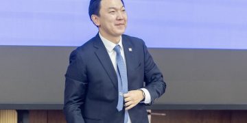 80.2 хувийн саналаар Н.Учралыг УИХ-ын даргын албан тушаалаас чөлөөллөө