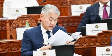 Ж.Энхбаяр: Нефть бүтээгдэхүүний гаалийн 5% татварыг тэглэснээр шатахууны үнийг ₮200-аар бууруулах боломжтой