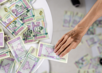 ТЕГ: Хувь хүний дансаар орсон орлого бүрд татвар ногдуулах хууль тогтоомж байхгүй