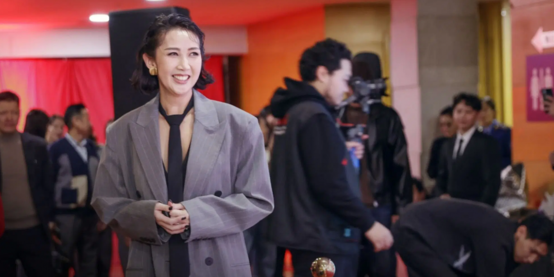 Э.Намуун: Эрчүүд энэ киног үзээд бүсгүй хүнийг хайрлах нь багахан зүйлээс эхэлдгийг олж хараасай