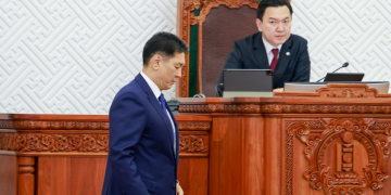 Ерөнхийлөгчийн санаачилсан УИХ-ын гишүүнийг эгүүлэн татахтай холбоотой хуулийн төслийг хаврын чуулганаар хэлэлцэх асуудлын жагсаалтад орууллаа