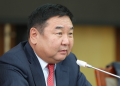 Д.Ганбат: Иргэдийн 80 хувь нь гадагшаа явах хүсэлтэй байгаа нь аюулын харанга дэлдэж байна