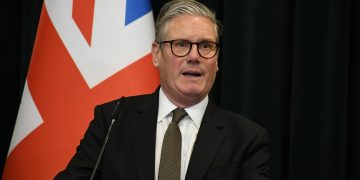 Их Британи улс АНУ-ын явуулж буй Ираны эсрэг байлдааны ажиллагаанд цэргийн баазуудаа ашиглуулахаар болов