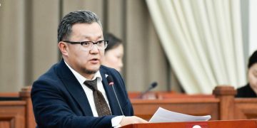 Ж.Золжаргал сайд болохын тулд намдаа буцаж элсэх үү?