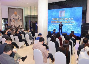 Гадаад хэлнээ “Mongolia” бус “Mongol” хэмээн нэрлэж, бичиж хэвшүүлэх нь зүйтэй гэж үзжээ