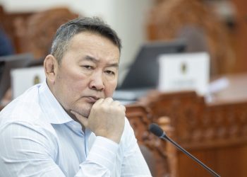 Х.Баттулга: Монголчууд баялагтаа эзэн болж чаддаггүйд гол үүрэг гүйцэтгэсэн хүн бол С.Баярцогт