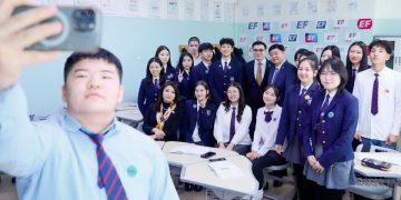 УИХ-ын гишүүн С.Амарсайханы санаачилгаар 800 гаруй сурагч англи хэлний хөтөлбөрт үнэ төлбөргүй хамрагдаж байна