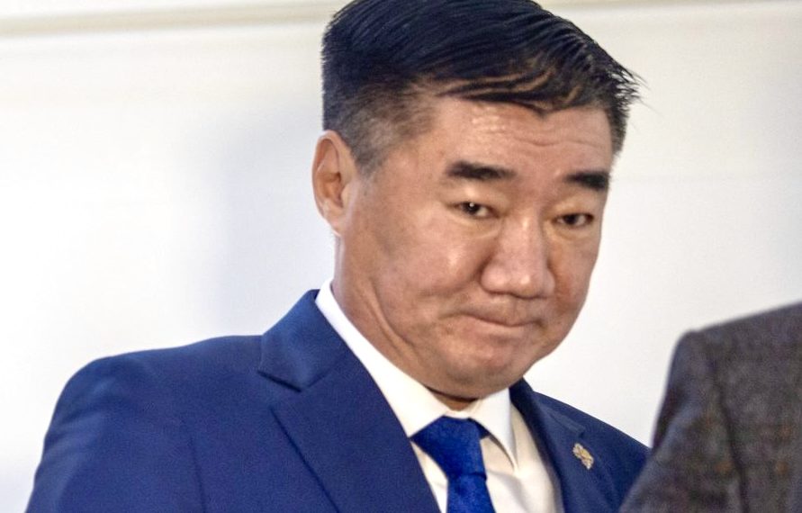 С.Бямбацогтыг бүлэг нь дэмжсэн ч чуулганы хуралд олонхын дэмжлэг авч чадах эсэх нь эргэлзээтэй байна