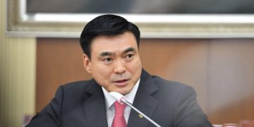 С.Амарсайхан: Энэ улс гэмт хэрэгтнээр дүүрчихсэн эсвэл гүтгэгчдээр дүүрчхээд байгаа юм уу гэдгийг ялгаж, салгана