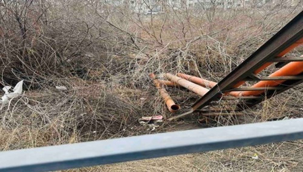 “Дунд гол руу тослох материал асгасан байж болзошгүй” гэх гомдолын дагуу шалгалт хийж зөрчил илрүүлжээ