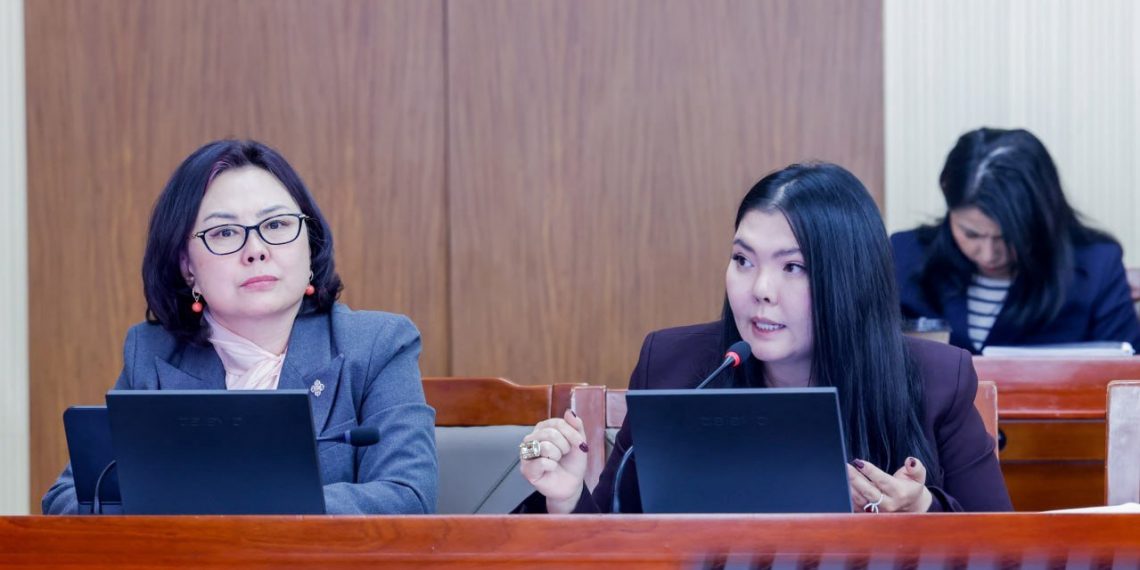 Үе тэнгийн дээрэлхэлтийн эсрэг ажлын хэсэг байгуулж, С.Одонтуяа гишүүнээр ахлуулжээ