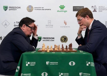 Казахстаны тэргүүн тэрбумтан Тимур Турлов Монголын шатрын холбооны Ерөнхийлөгч Г.Занданшатартай халз нүүв