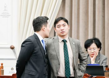 Г.Лувсанжамц: УИХ-ын гишүүнийг эгүүлэн татах хууль батлагдвал ардчилсан засаглал хэдхэн хүний гарт орно