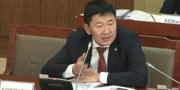 Б.Дэлгэрсайхан: Харбины гэрээний сонсгол хийвэл БНХАУ хилээ хааж, Монголоос нүүрс авахаа болих эрсдэл үүснэ